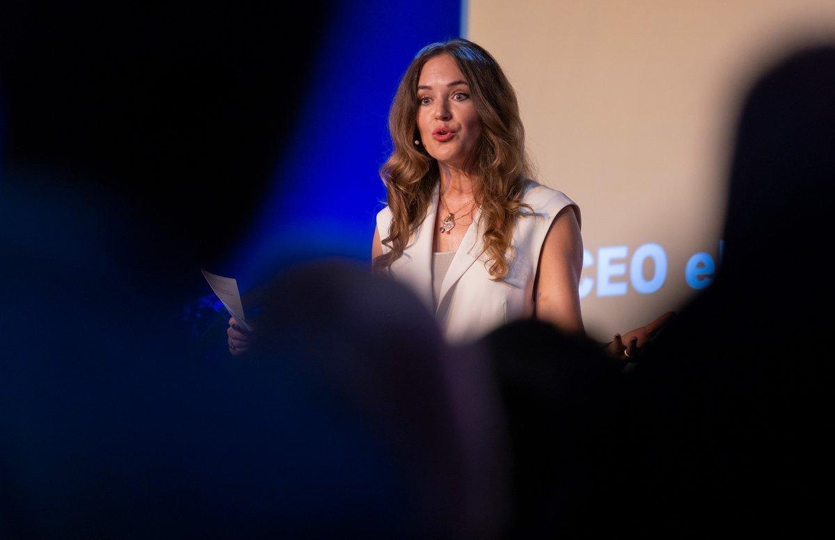 Moderatorin Patrizia Laeri