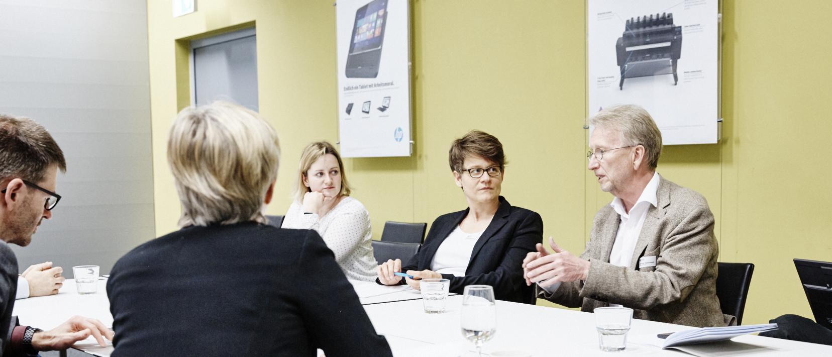 Diskussion am ICT-Cluster Dialog