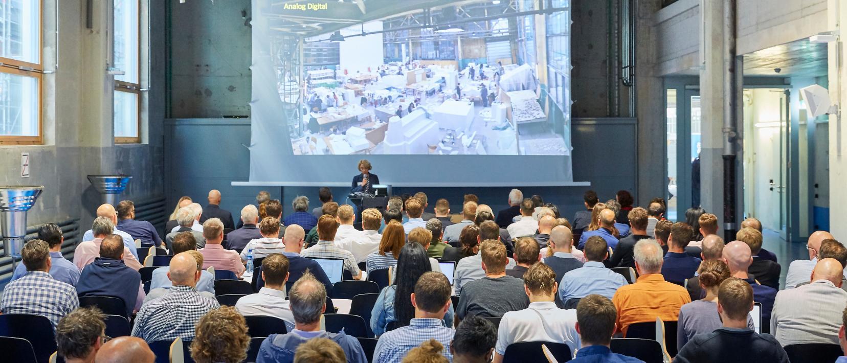 Aufmerksame Zuhörer am eZürich ICT-Cluster Dialog