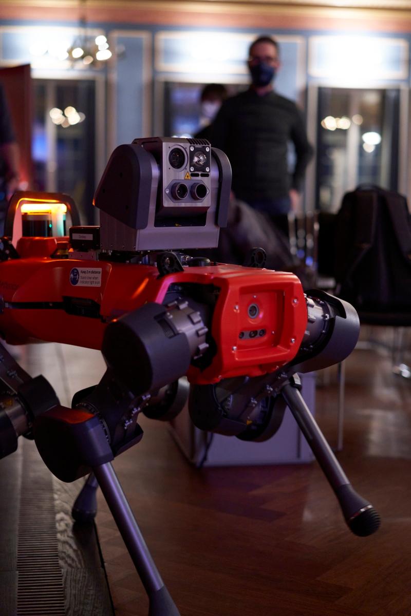 Der vierbeinige Roboter ANYmal von ANYbotics