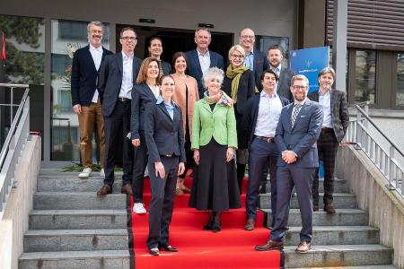 Regierungsrätin Carmen Walker Späh und Vorstandsmitglieder des HTPZ