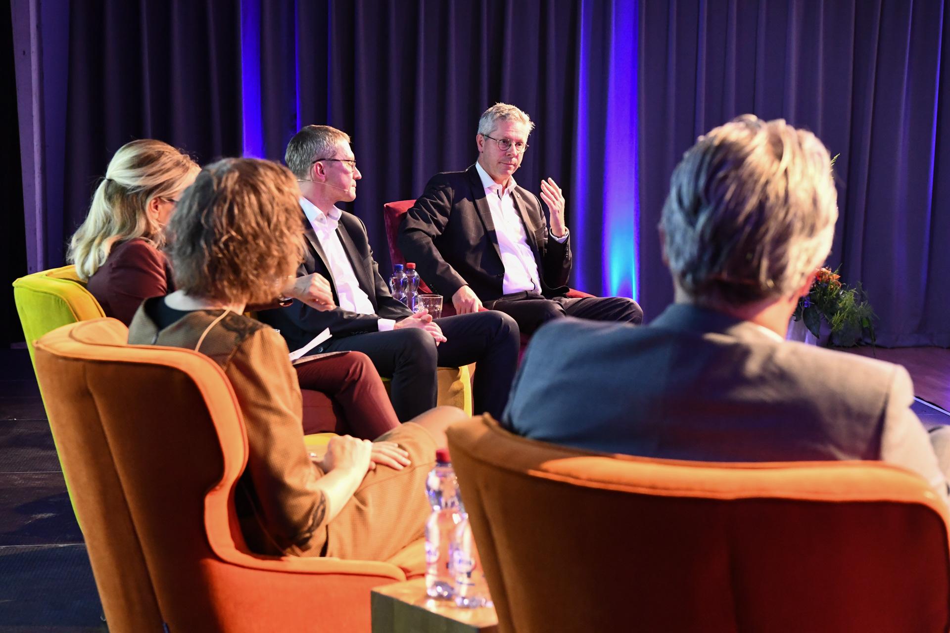 Die Panelisten im Gespräch