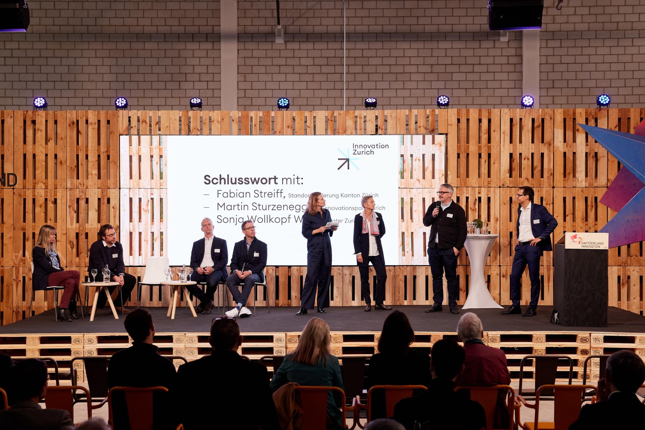 Schlusswort zur Veranstaltung mit Sonja Wollkopf Walt (Greater Zurich Area), Martin Sturzenegger (Innovationspark Zürich) und Fabian Streiff (Standortförderung Kanton Zürich)