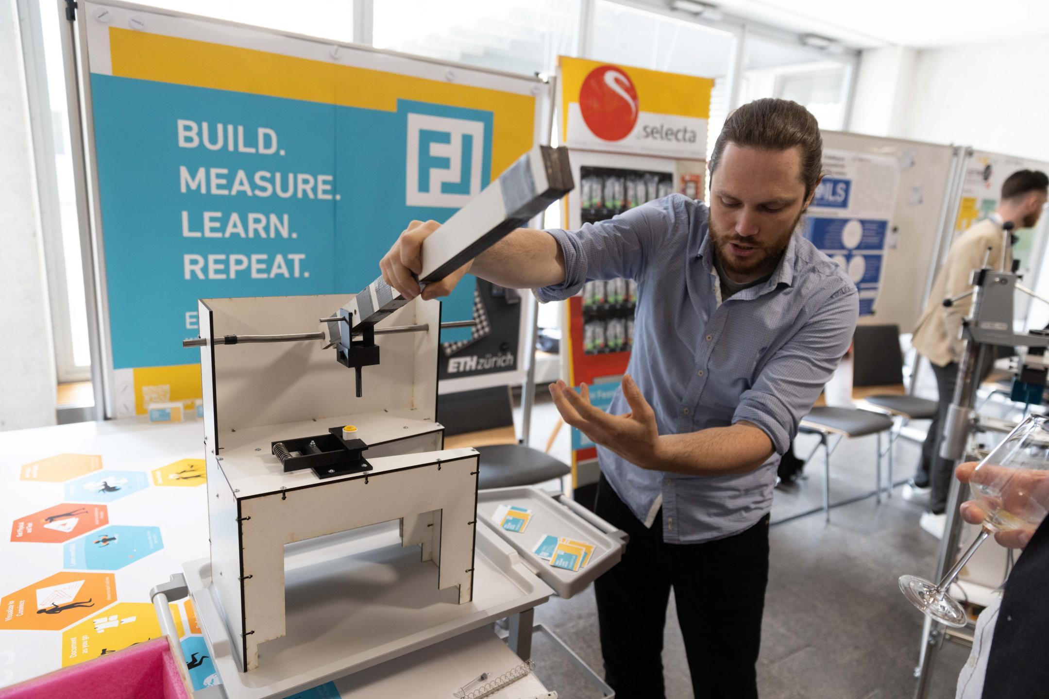 ETH Zürich als Aussteller an der Life Science Zurich Impact Conference 2023