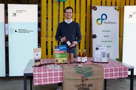 Foodflows stellt Erfrischungsgetränke aus Kaffeekirschen her, die direkt von lokalen Bauern in Brasilien bezogen werden.