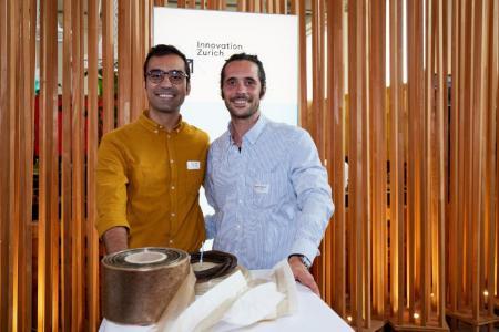 Protofib verwandelt proteinreiche industrielle Nebenprodukte in nachhaltige Bioplastikfolien.