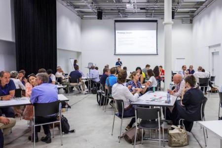 Am Zürcher KMU Innovationstag 2025 gab es verschiedene Workshops, die besucht werden konnten, wie hier einer der Ergon Informatik AG von Expert User Experience Designer Julien Silva, «Kreislaufwirtschaft: Welche reellen Hebel gibt es in meinem KMU?». 