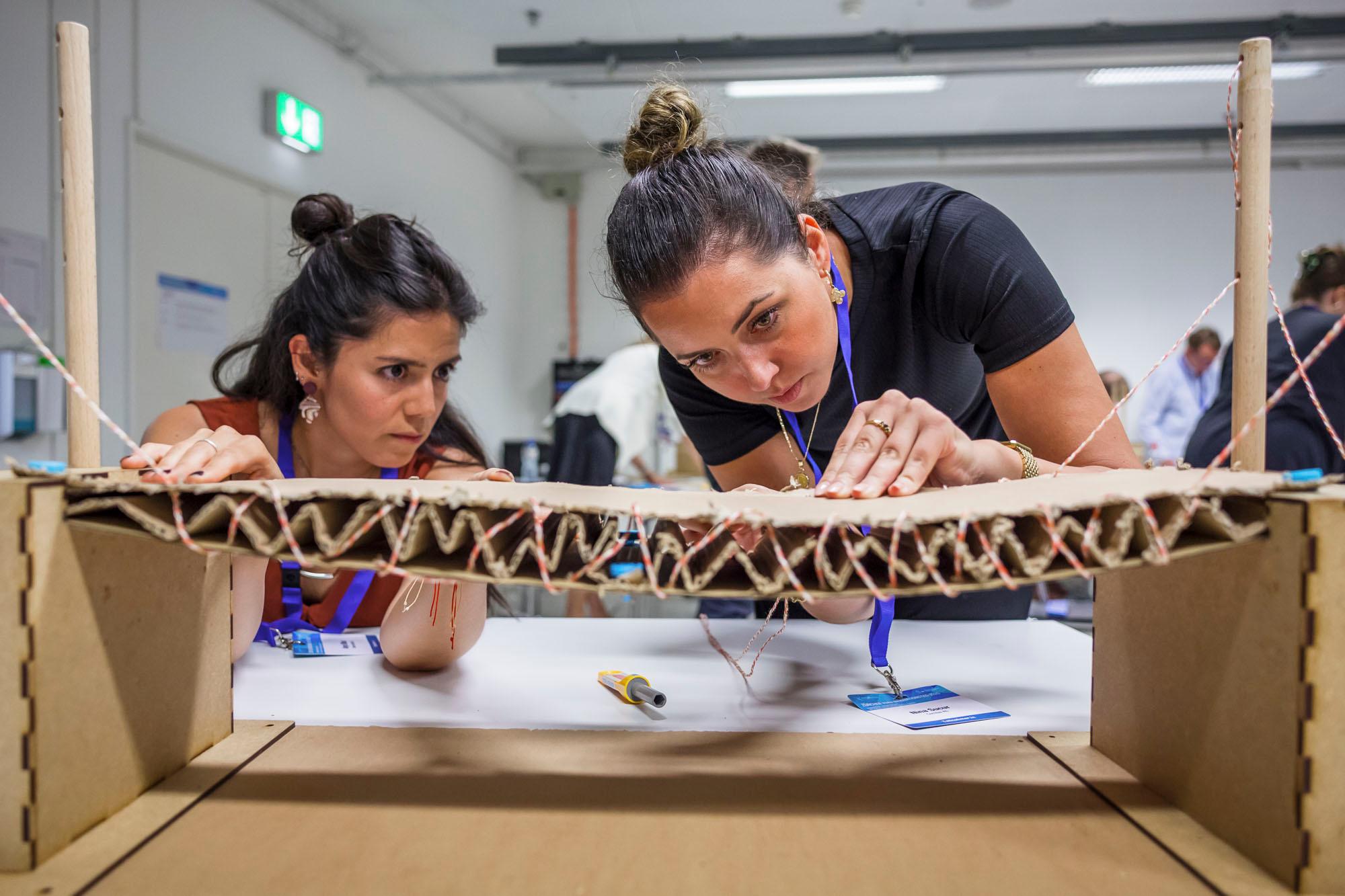 Im Brückenbauworkshop ging es ums Thema «Innovationen im eigenen Unternehmen anstossen.» 