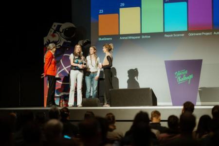 Verleihung des Publikums-Award an das Gärtnerei Project