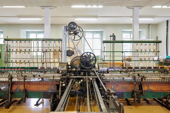 Blick auf eine alte Textilmaschine
